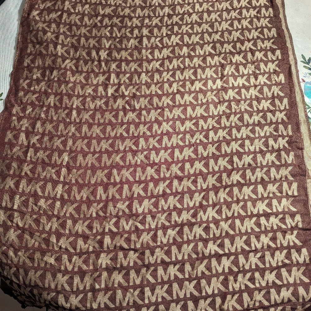 Beige Micheal Kors Shawl/ Scarf
